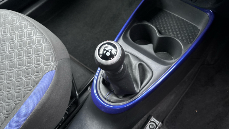 Toyota Aygo X 1.0 VVT-i Edge 5dr Petrol Hatchback